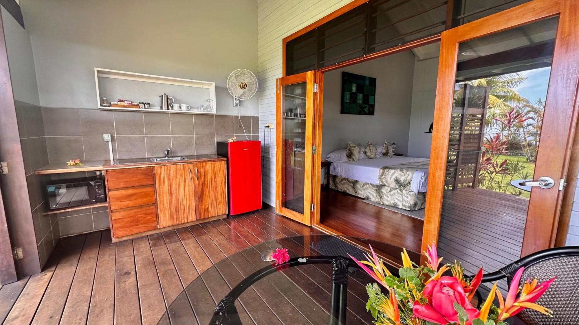 Aroha Taveuni Beachfront Bures Waiyevo Luaran gambar